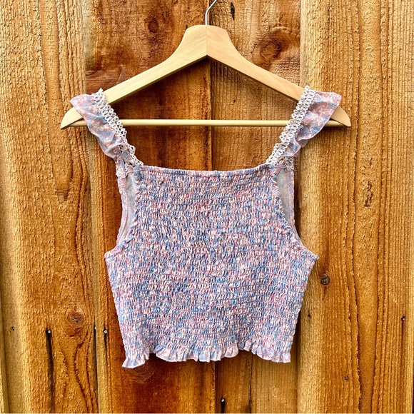 Pink Lilac and Blue Floral Shirred Ruffle Tie-Front Crop Top 🌿 - Picture 3 of 5